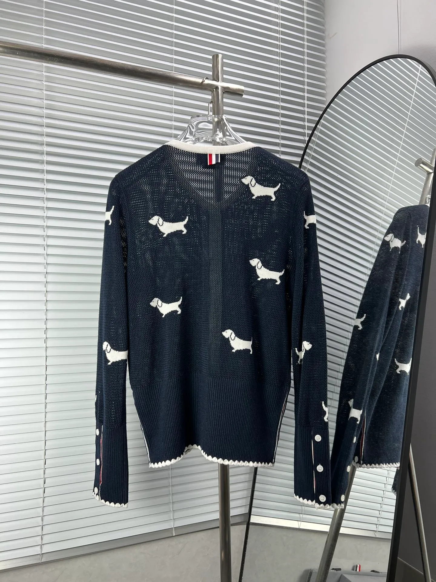 THOM BROWNE ， ， ， ／ ， ， ， ， ， Jue ~ Versatile ~ ， ， ， ， ， ~ ：Navy Blue White Gray Sizes：012